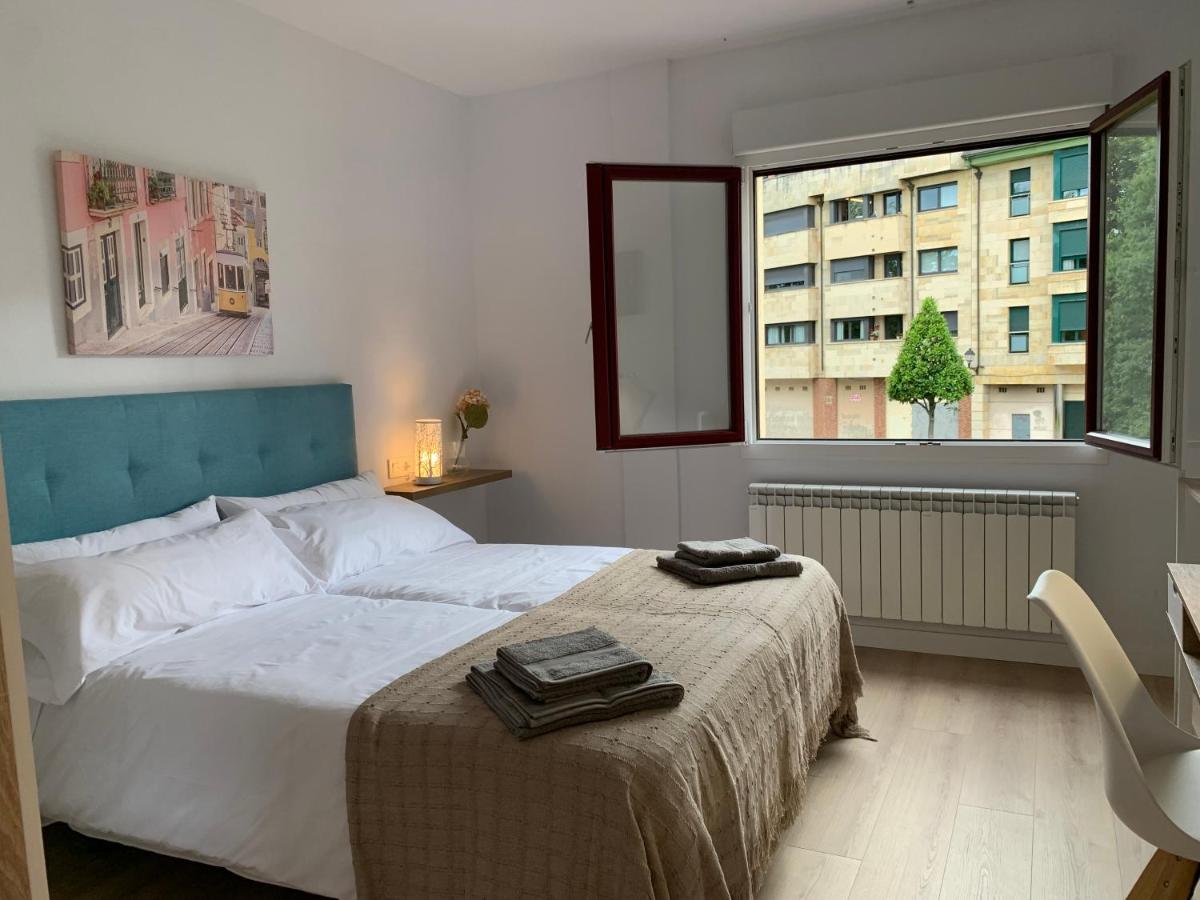 Apartamentos Santullano 1 Oviedo Eksteriør billede