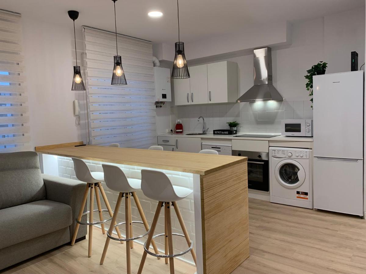 Apartamentos Santullano 1 Oviedo Eksteriør billede