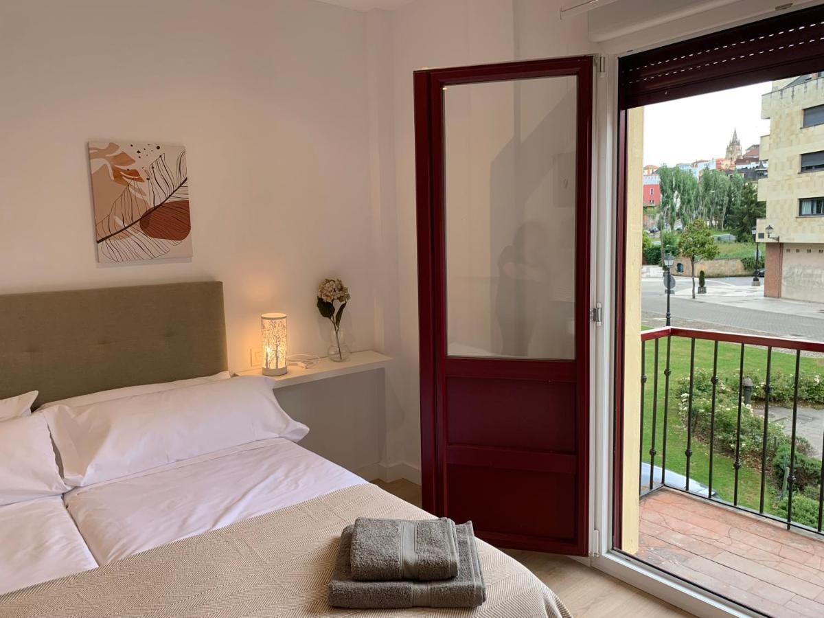 Apartamentos Santullano 1 Oviedo Eksteriør billede